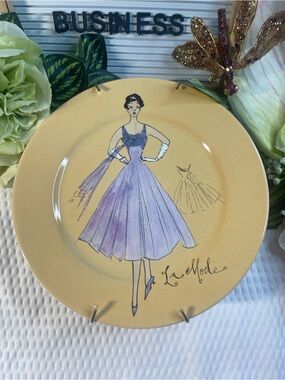 Rosanna La Mode Fashion Lady Dessert Salad Plate 8” Vintage Chic Woman Art
